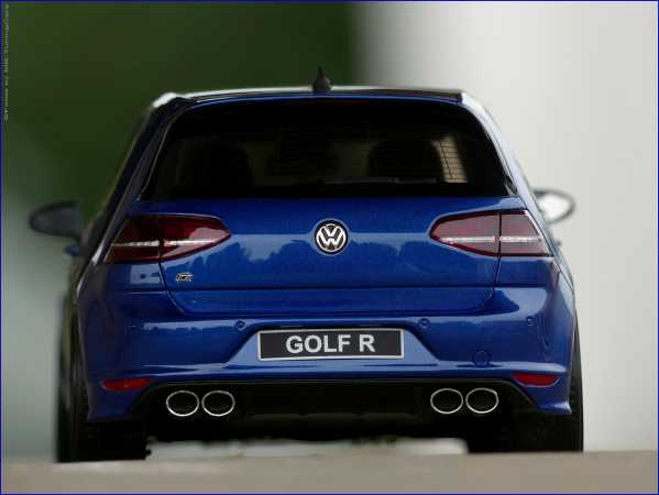 1:18 VW Golf VII 7 R 2014 Lapiz- Blau / Blue Edition +OVP